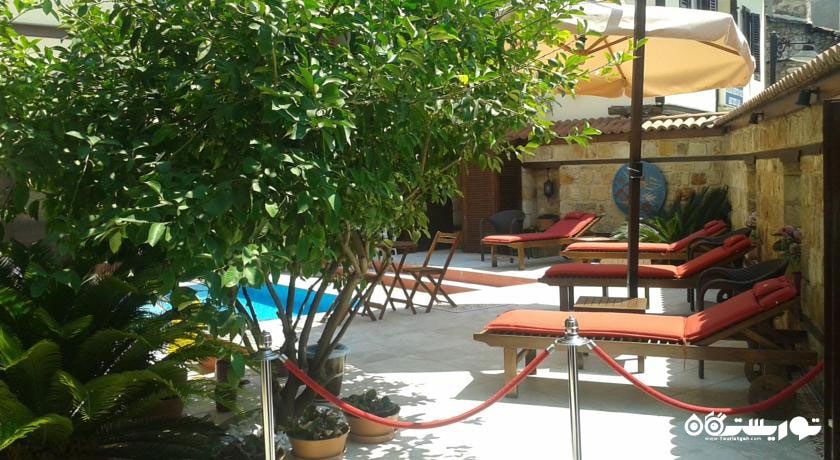 تخت های مخصوص حمام آفتاب